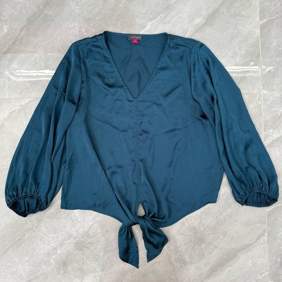 Women’s Vince Camuto Tie Front Elastic Cuff Long Sleeve V-Neck Top Medium - Picture 1 of 15